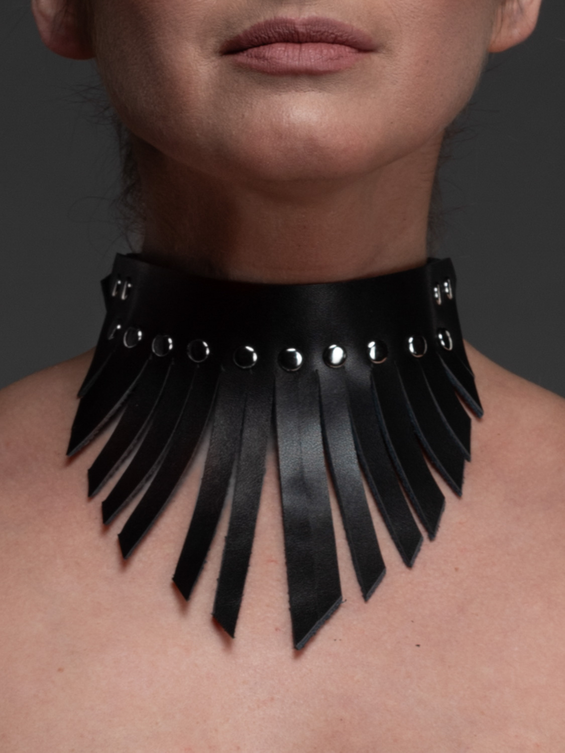 Genuine leather collar Fringe black front VoyeurX